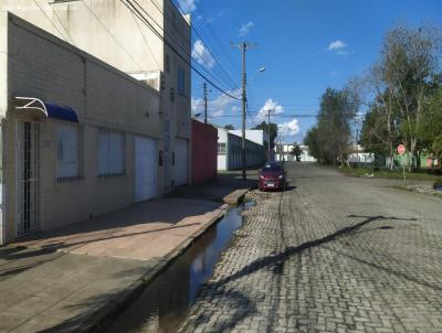 Casa para Venda, em Rio Grande, bairro CENTRO, 2 dormit�rios, 2 banheiros, 1 su�te, 2 vagas
