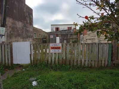 Casa para Venda, em Rio Grande, bairro Vila Santa Tereza